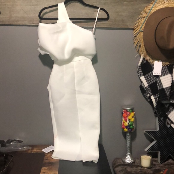 NWT ASOS bright white cold shoulder tank dress - Picture 4 of 12